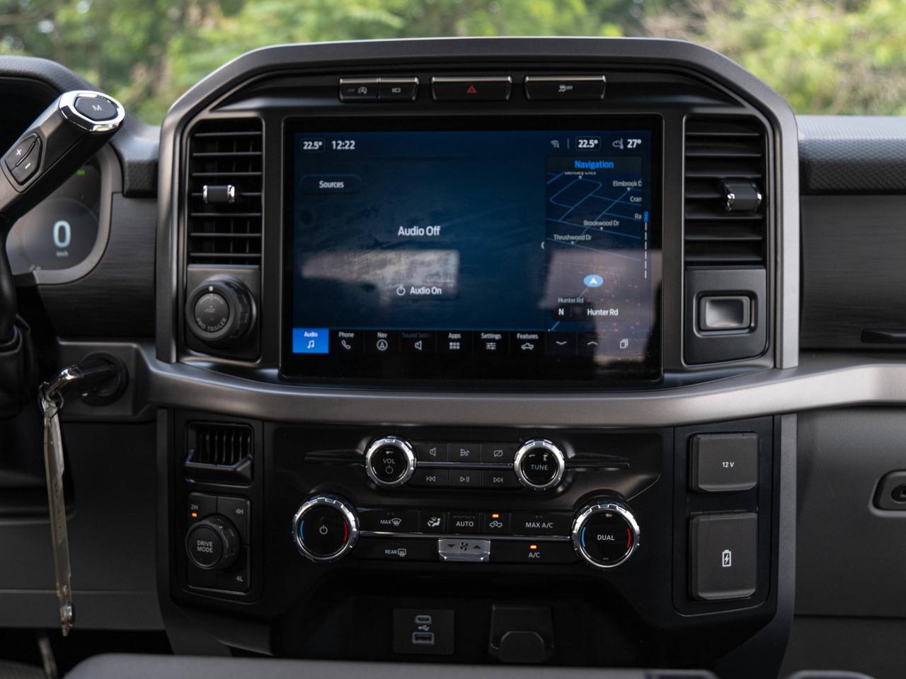 2024 Ford F-150 XLT Photo
