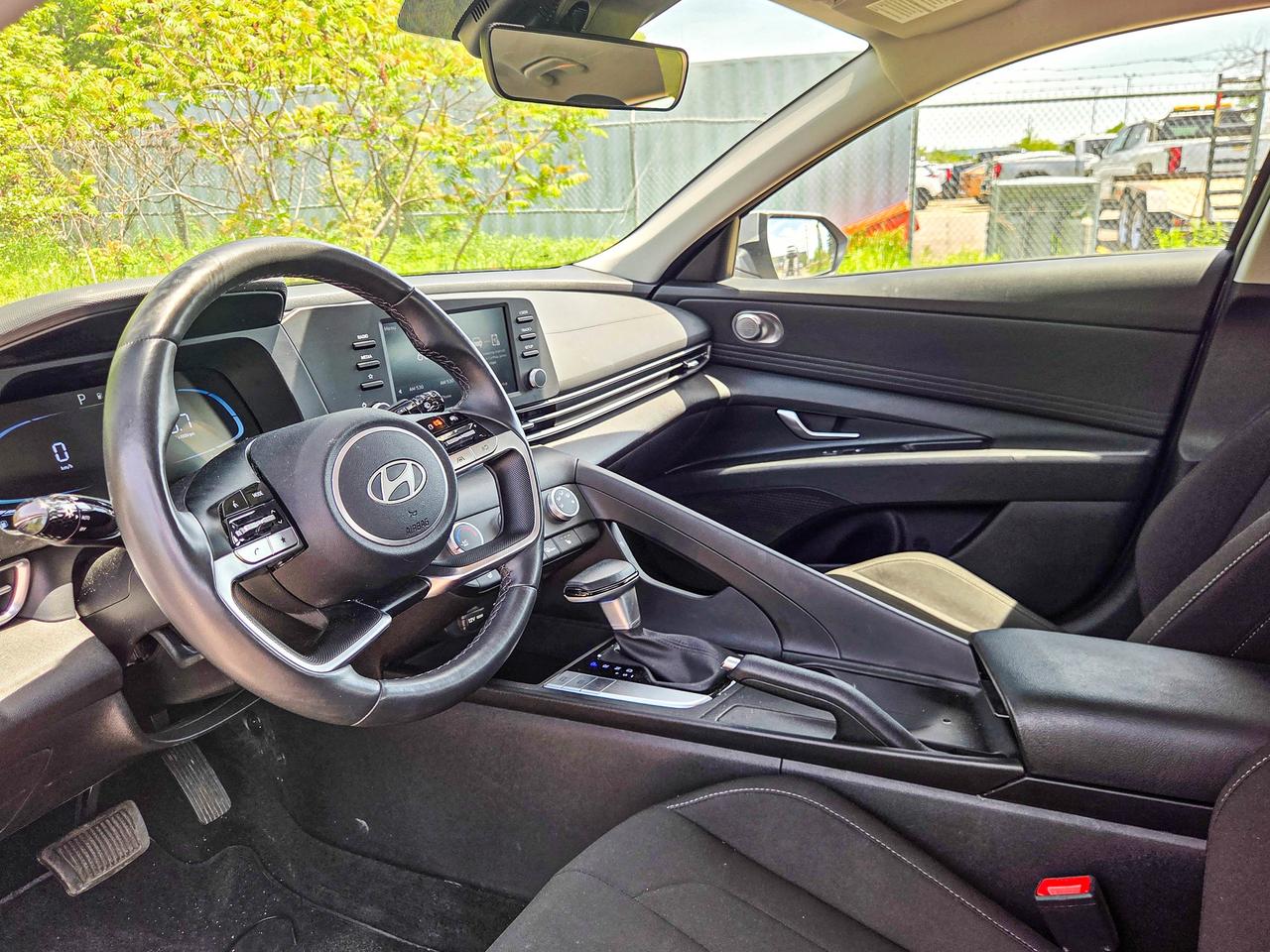2025 Hyundai Elantra Preferred Photo