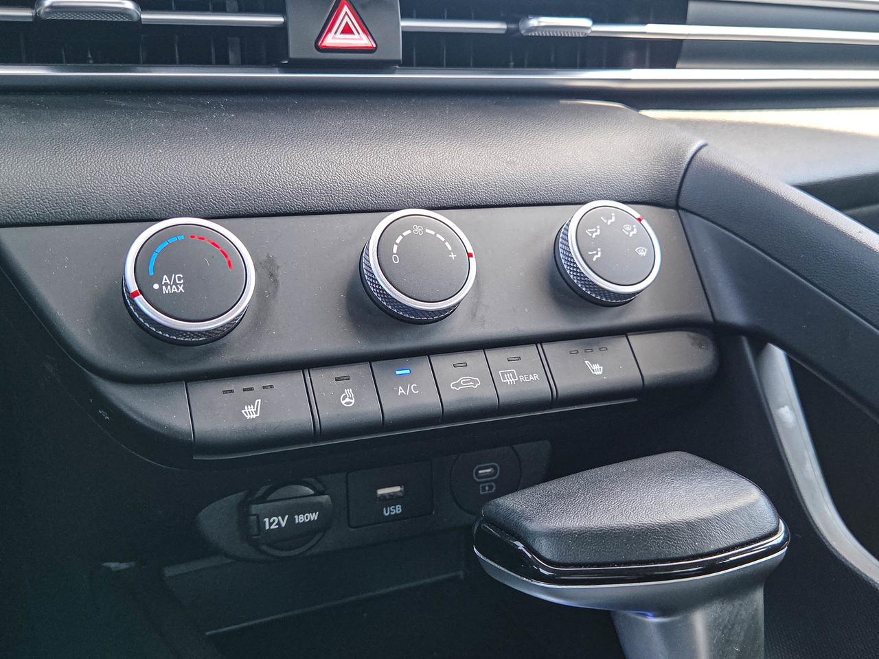 2025 Hyundai Elantra Preferred Photo