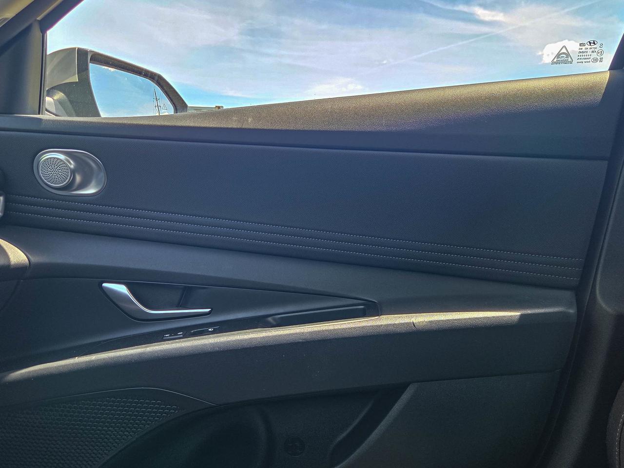 2025 Hyundai Elantra Preferred Photo