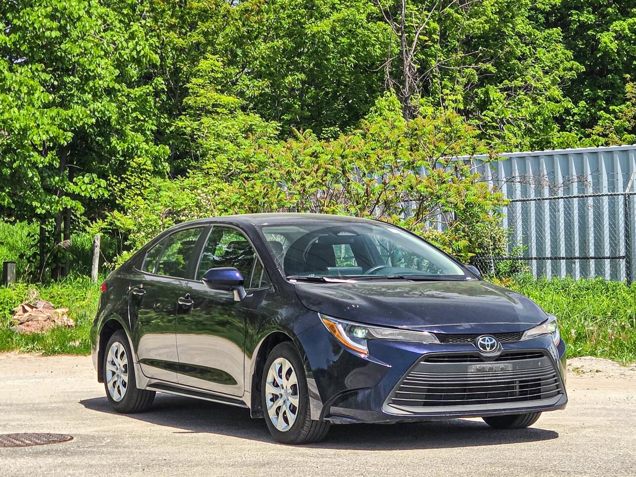 2025 Toyota Corolla LE Photo