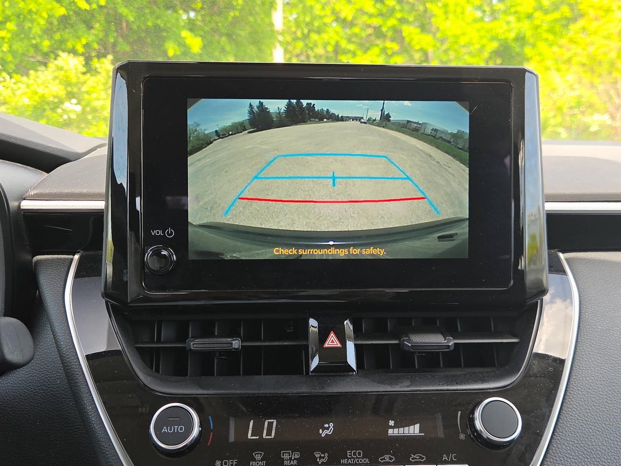 2025 Toyota Corolla LE Photo