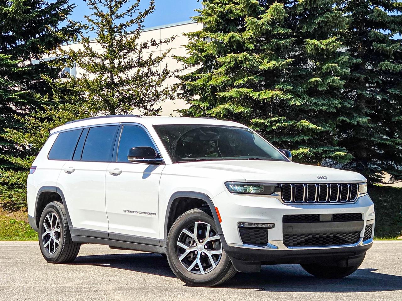 2024 Jeep Grand Cherokee L Limited Photo