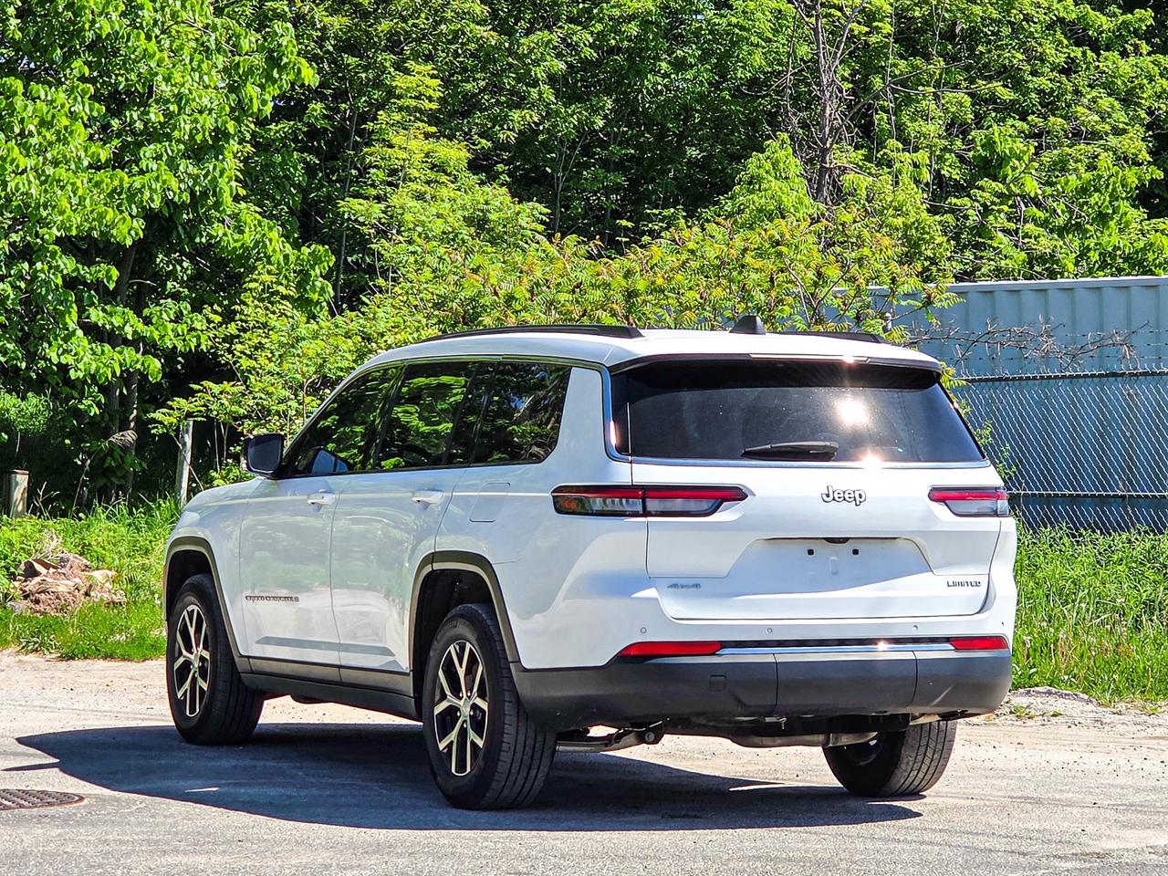 2024 Jeep Grand Cherokee L Limited Photo