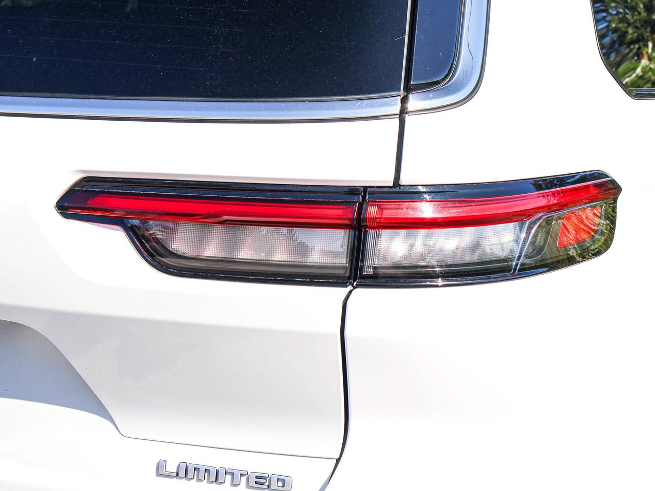 2024 Jeep Grand Cherokee L Limited Photo