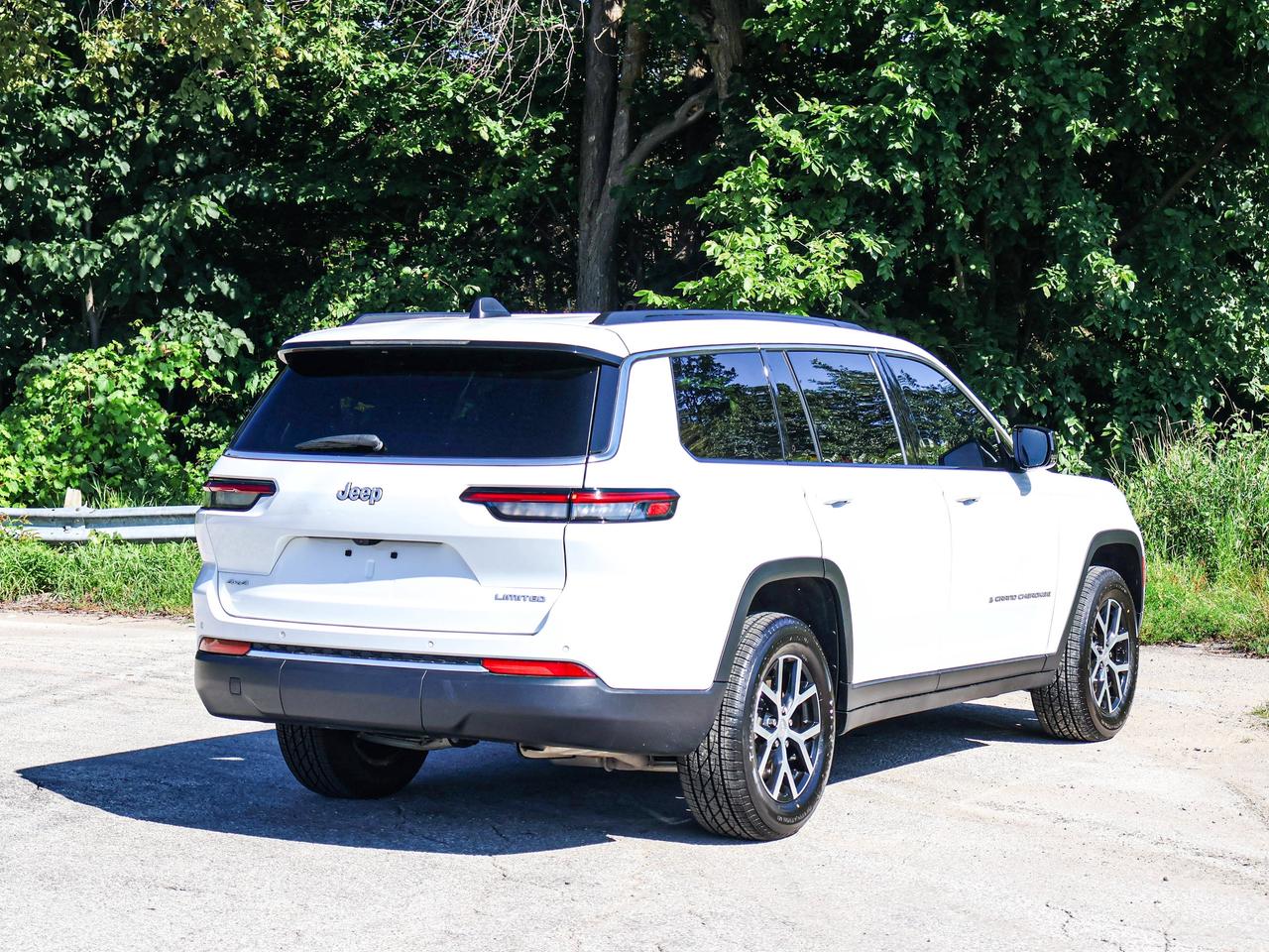 2024 Jeep Grand Cherokee L Limited Photo