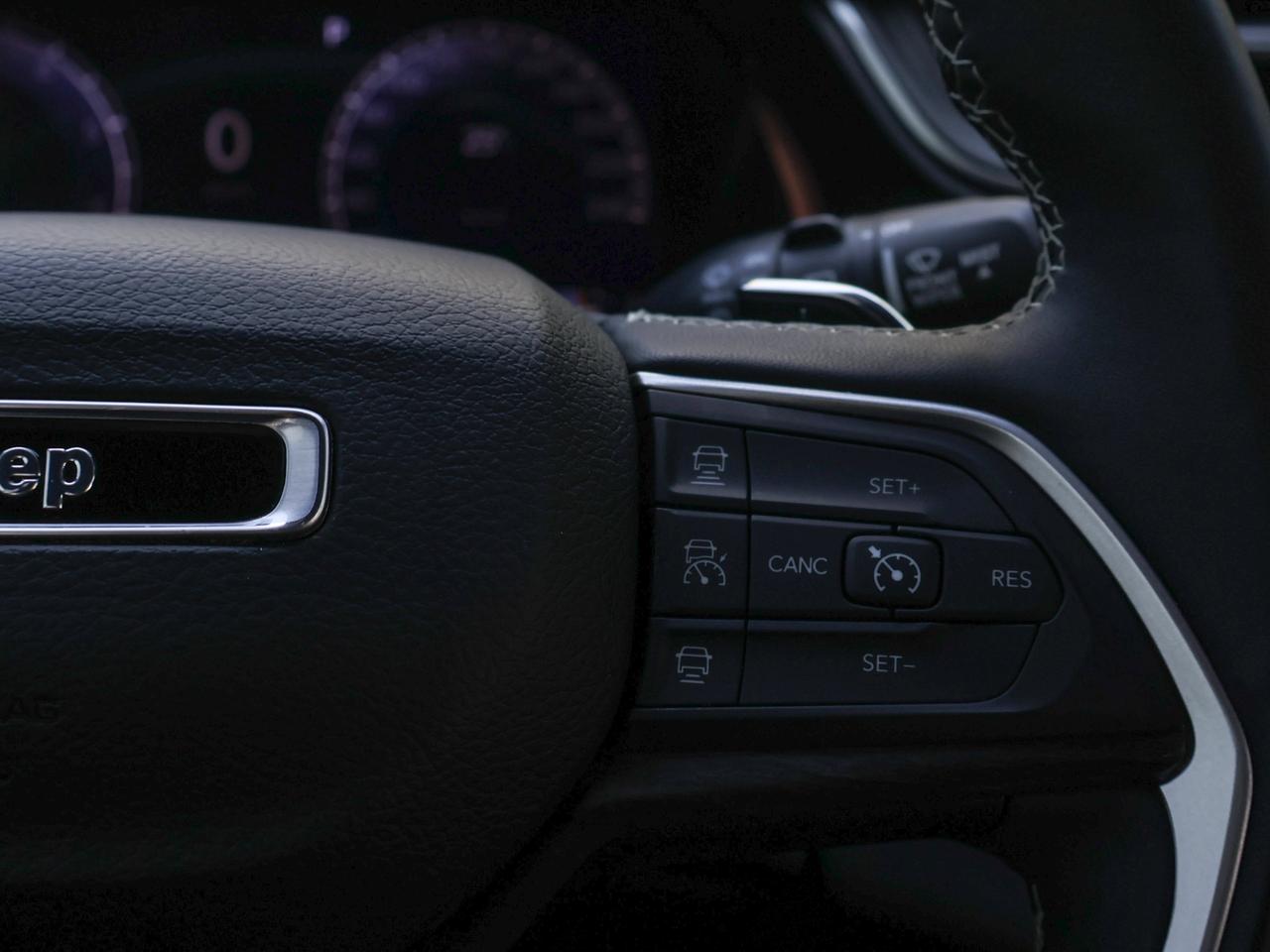 2024 Jeep Grand Cherokee L Limited Photo