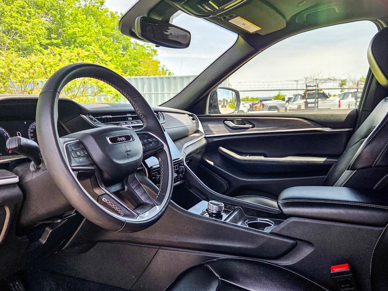 2024 Jeep Grand Cherokee L Limited Photo