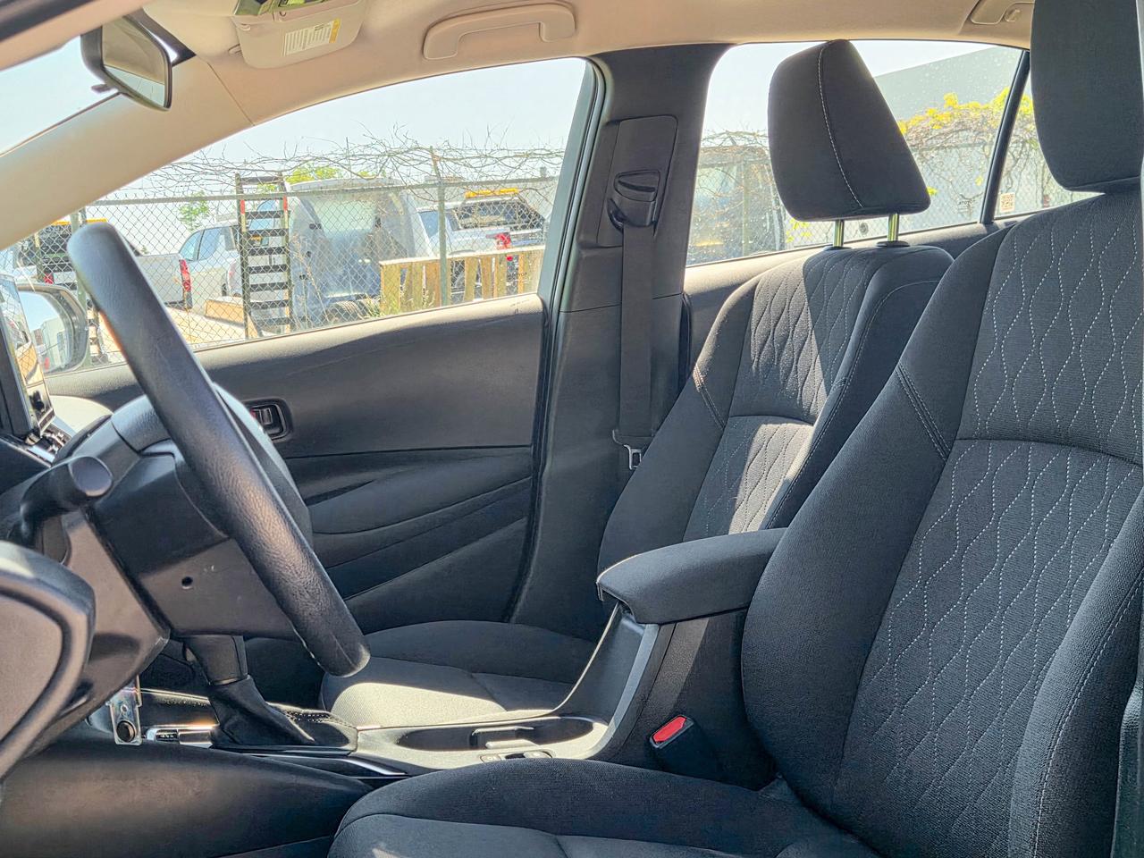 2025 Toyota Corolla LE Photo
