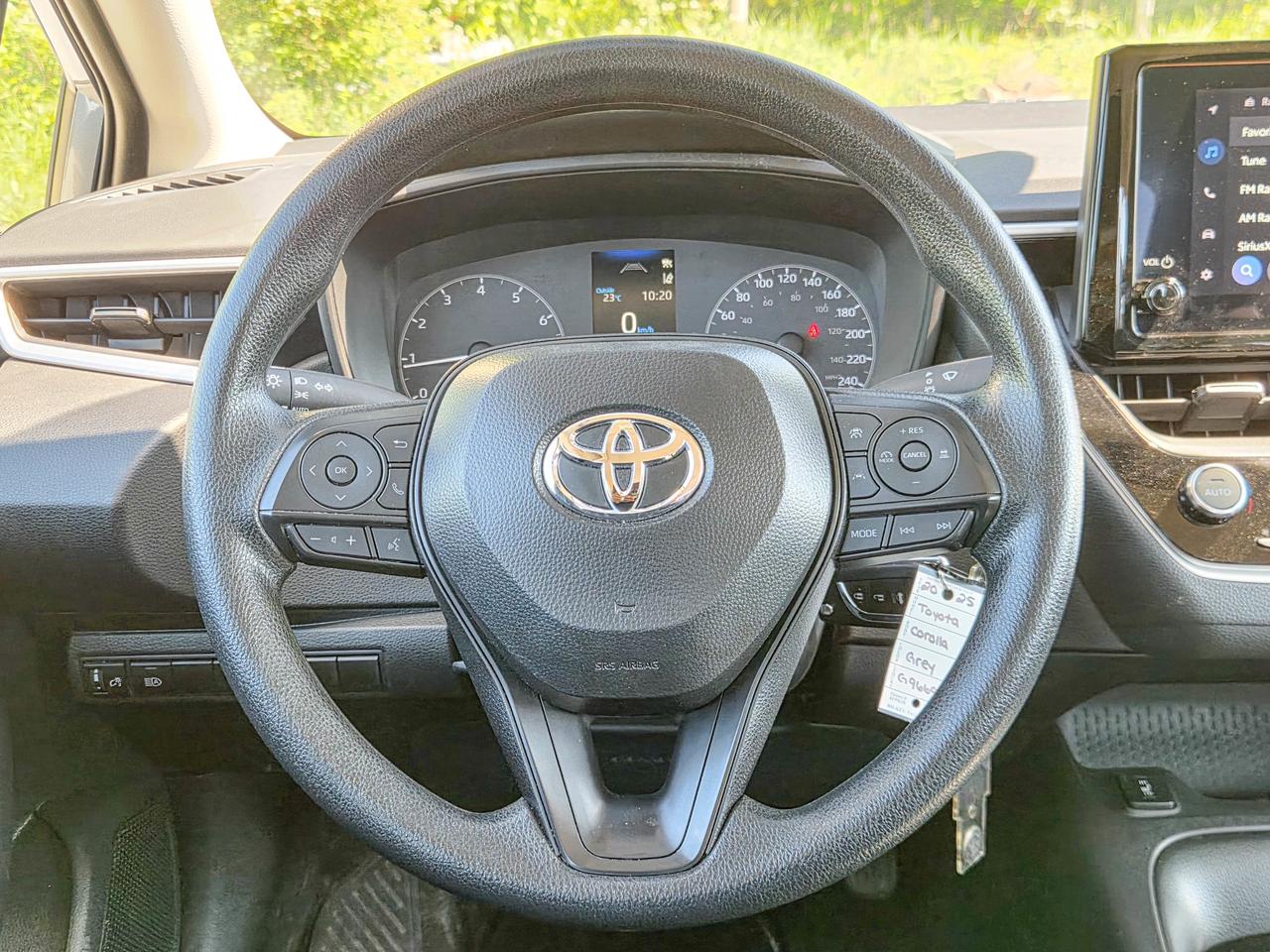 2025 Toyota Corolla LE Photo