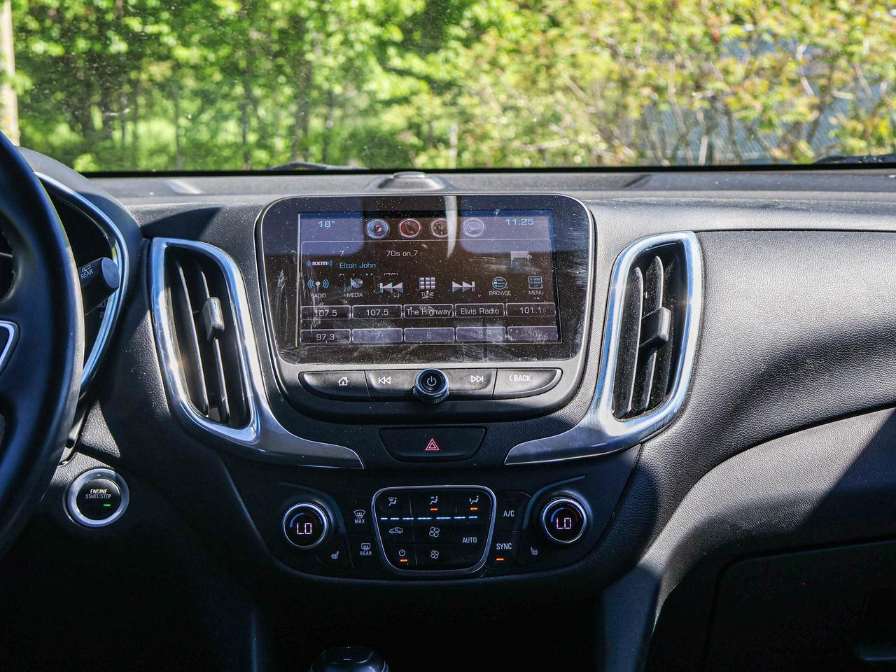 2018 Chevrolet Equinox LT Photo