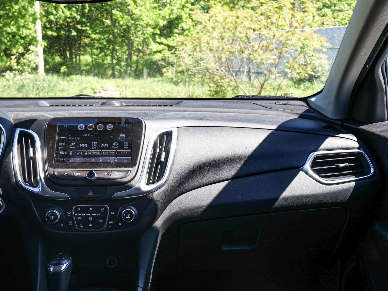 2018 Chevrolet Equinox LT Photo