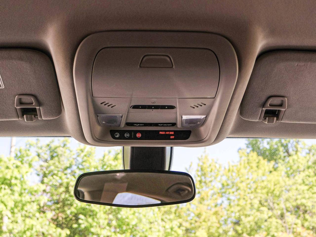 2018 Chevrolet Equinox LT Photo