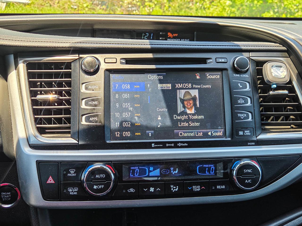 2019 Toyota Highlander XLE Photo