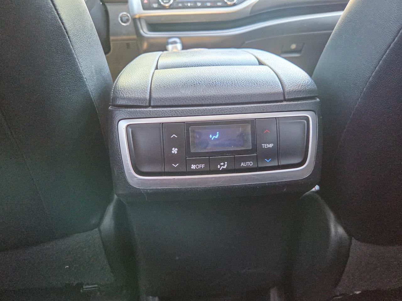 2019 Toyota Highlander XLE Photo