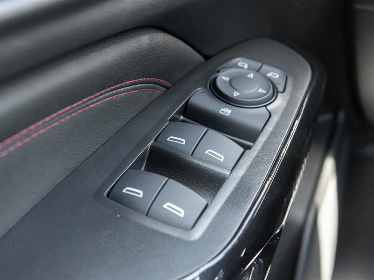2025 Chevrolet Trax FWD 4dr 2RS Photo