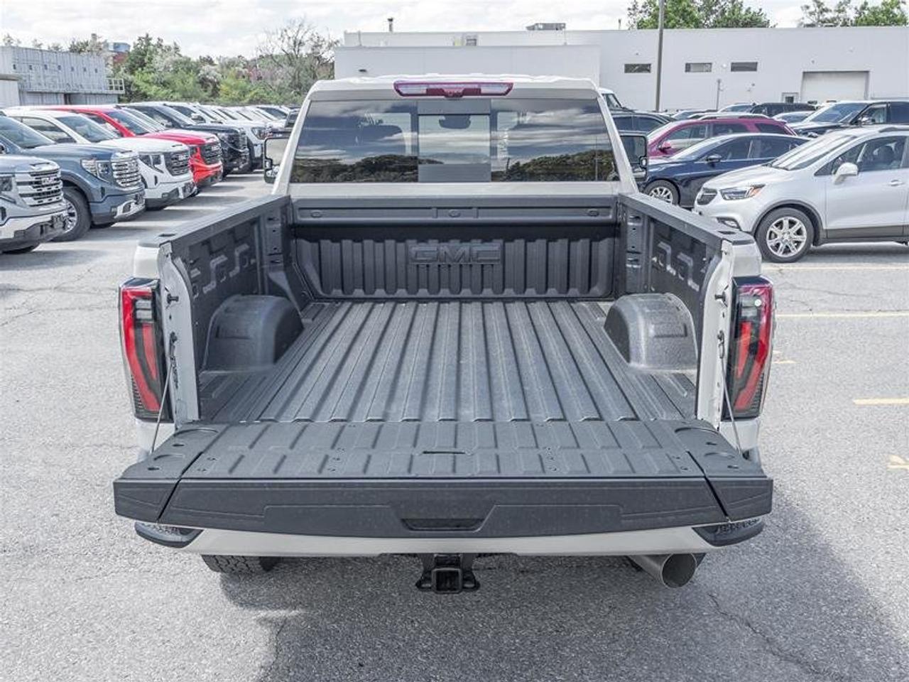 2026 GMC Sierra 2500 HD AT4 Photo