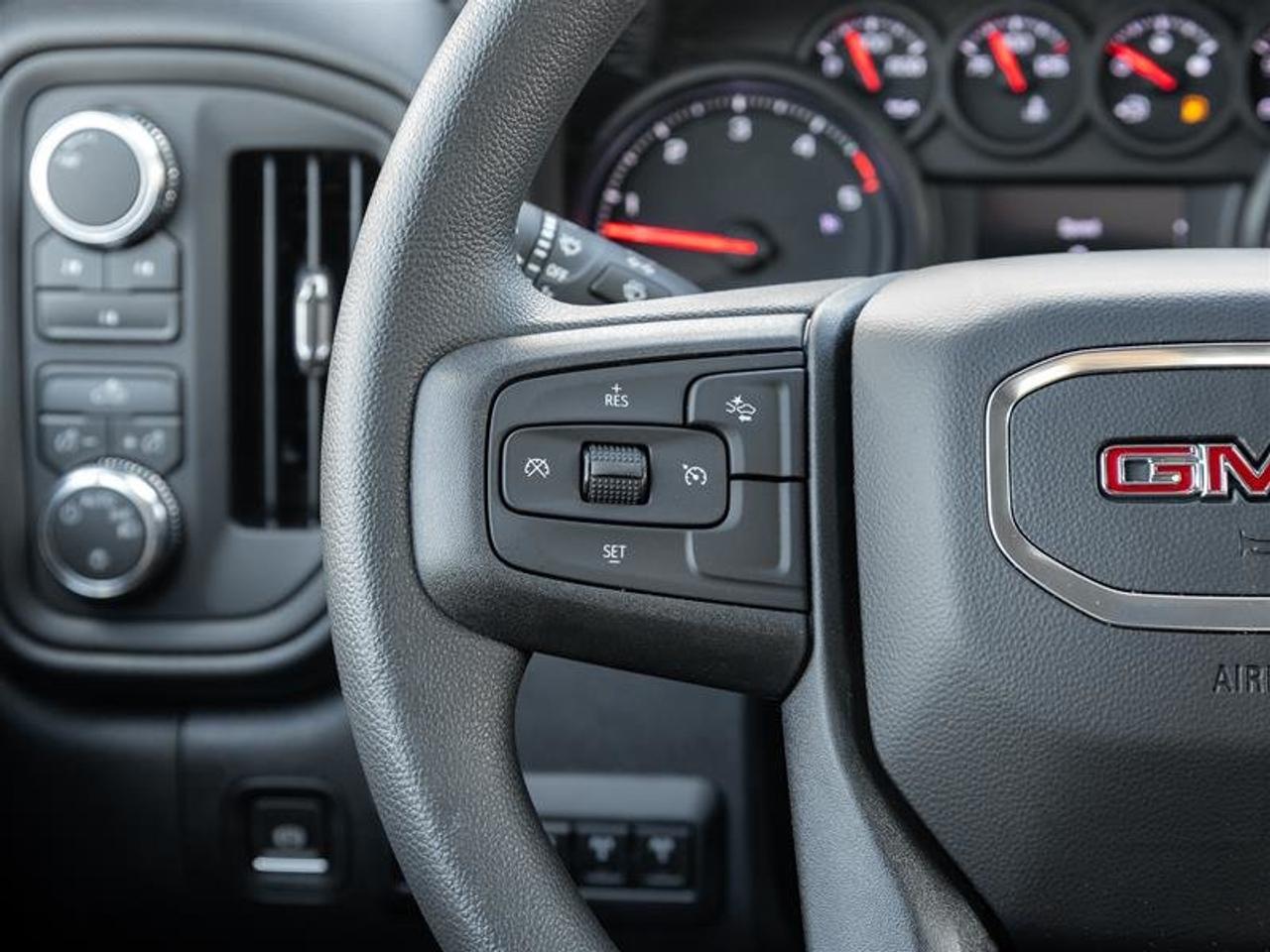 2026 GMC Sierra 2500 HD PRO Photo