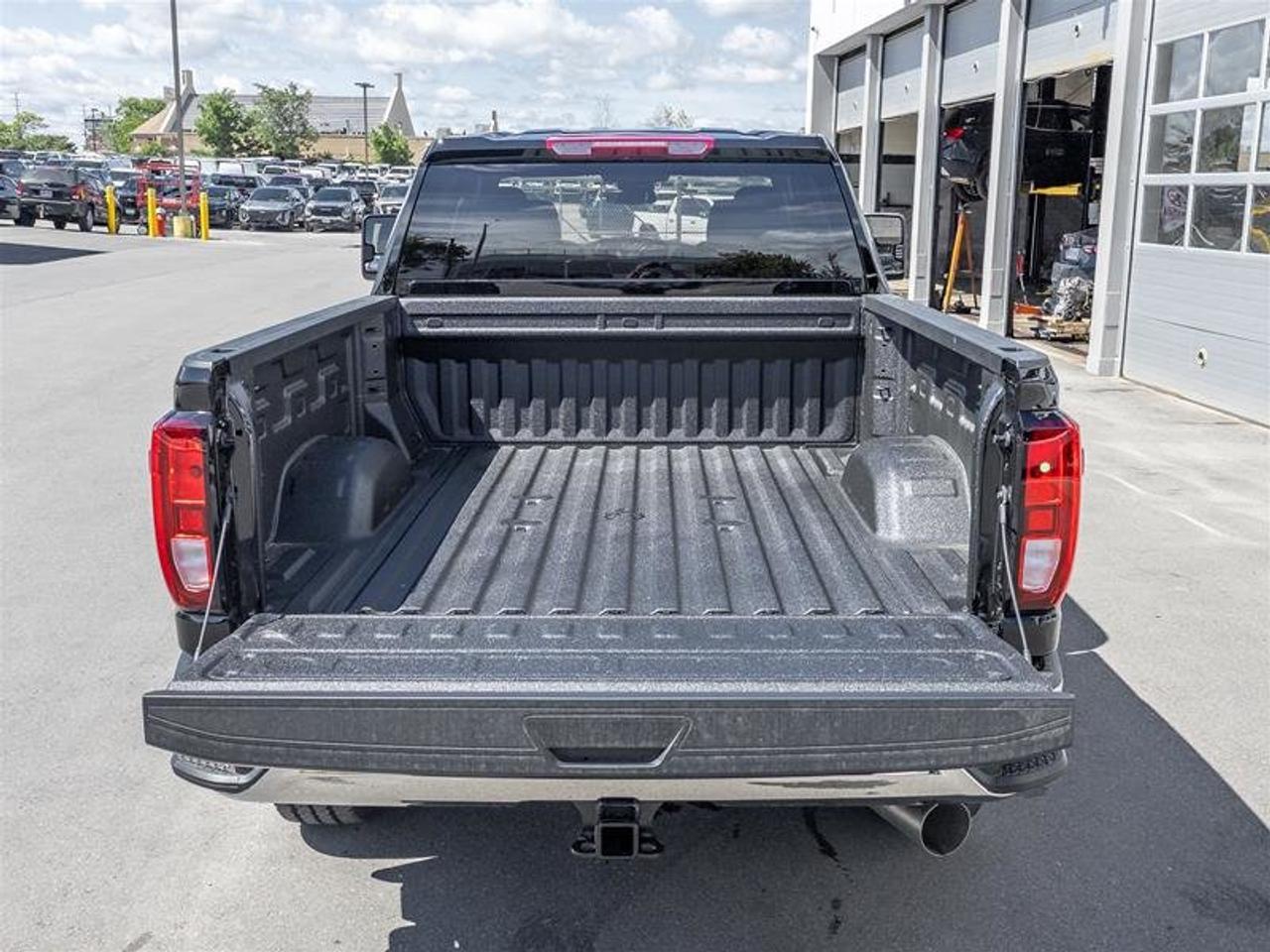 2026 GMC Sierra 2500 HD PRO Photo