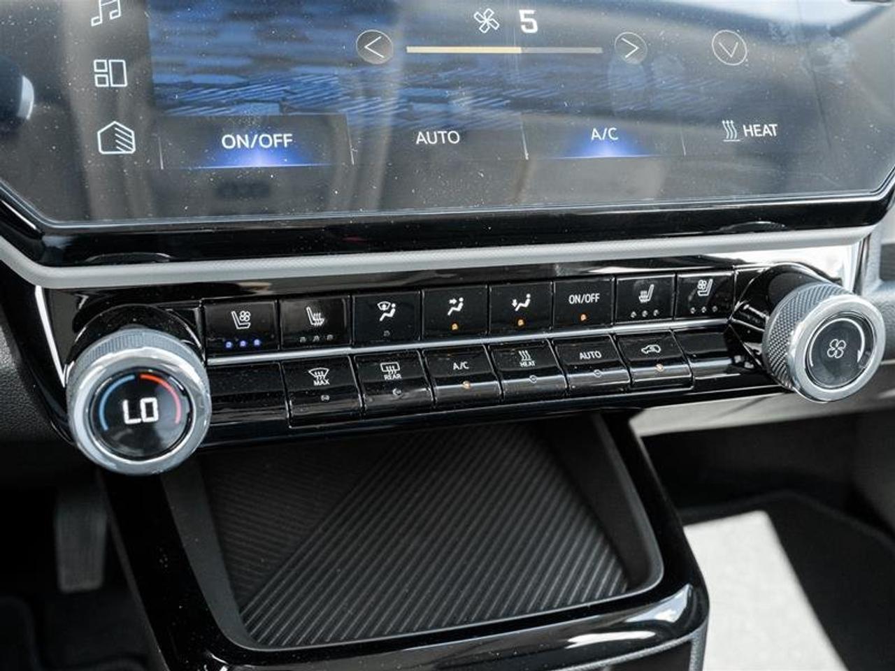 2027 Chevrolet Bolt LT Photo