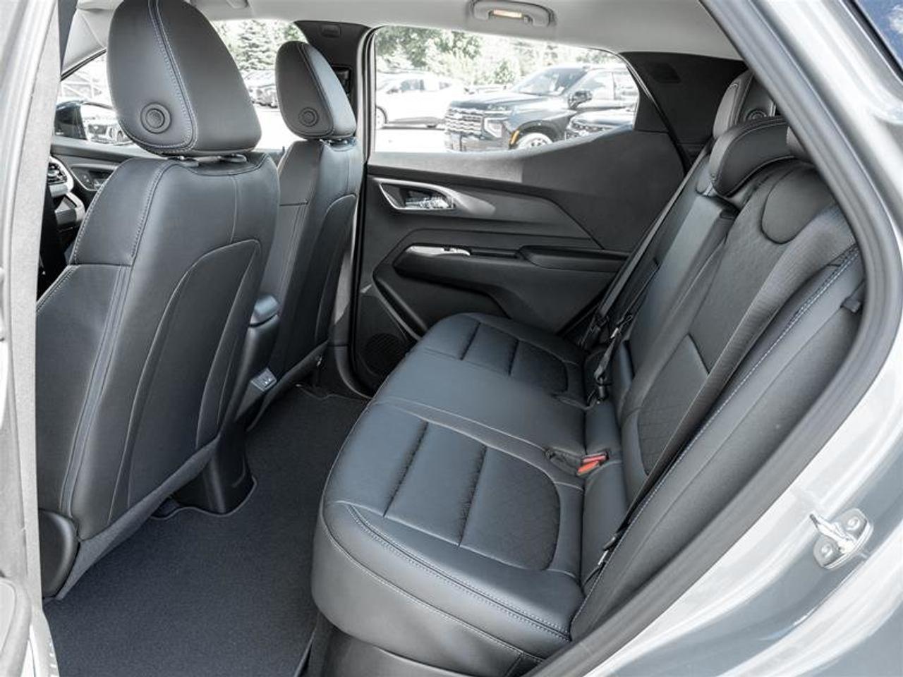 2027 Chevrolet Bolt LT Photo