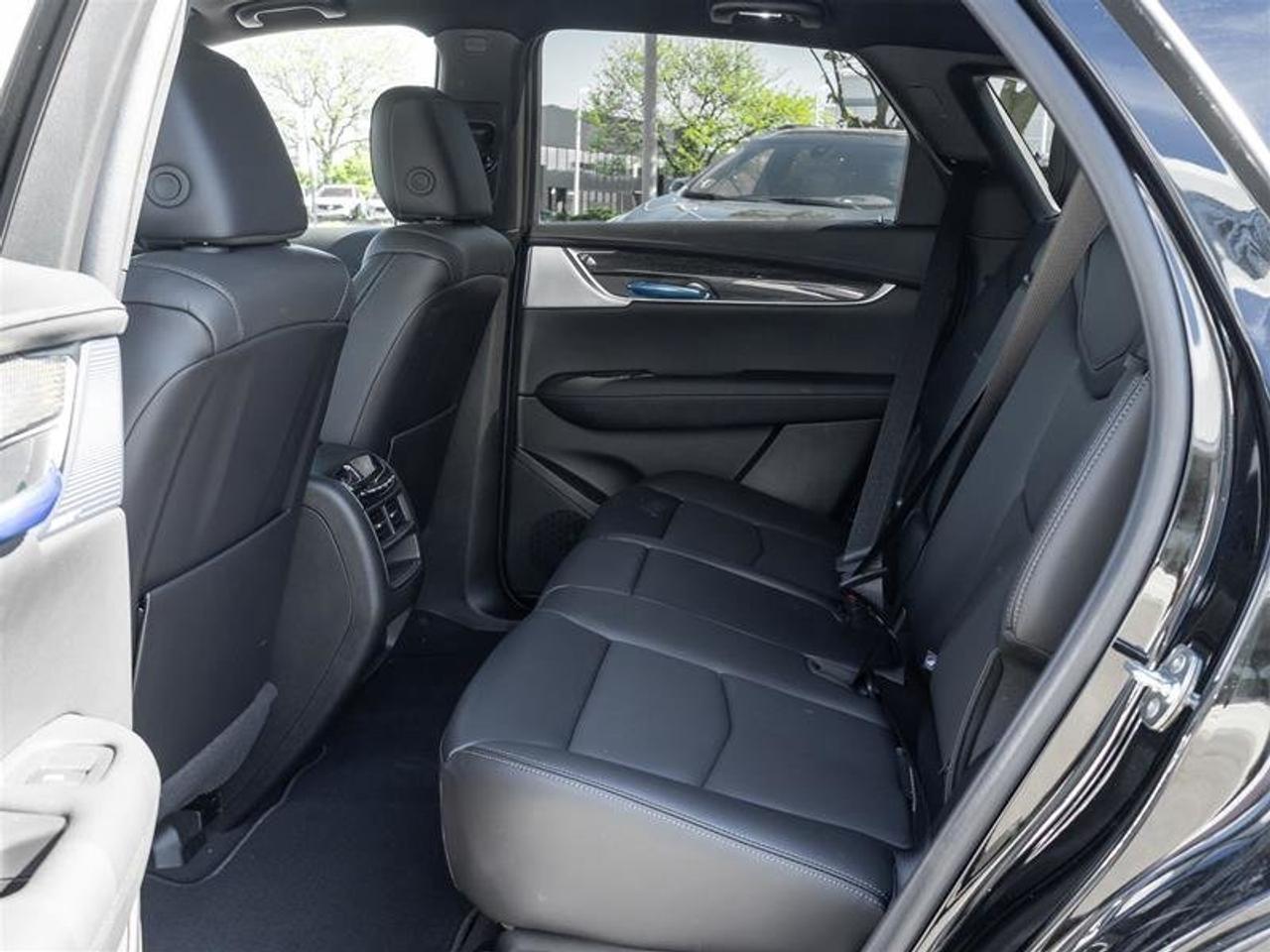2026 Cadillac XT5 Sport Photo