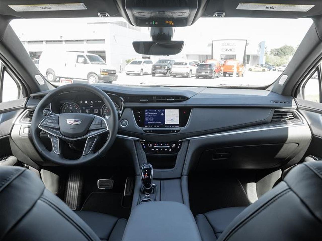 2026 Cadillac XT5 Sport Photo