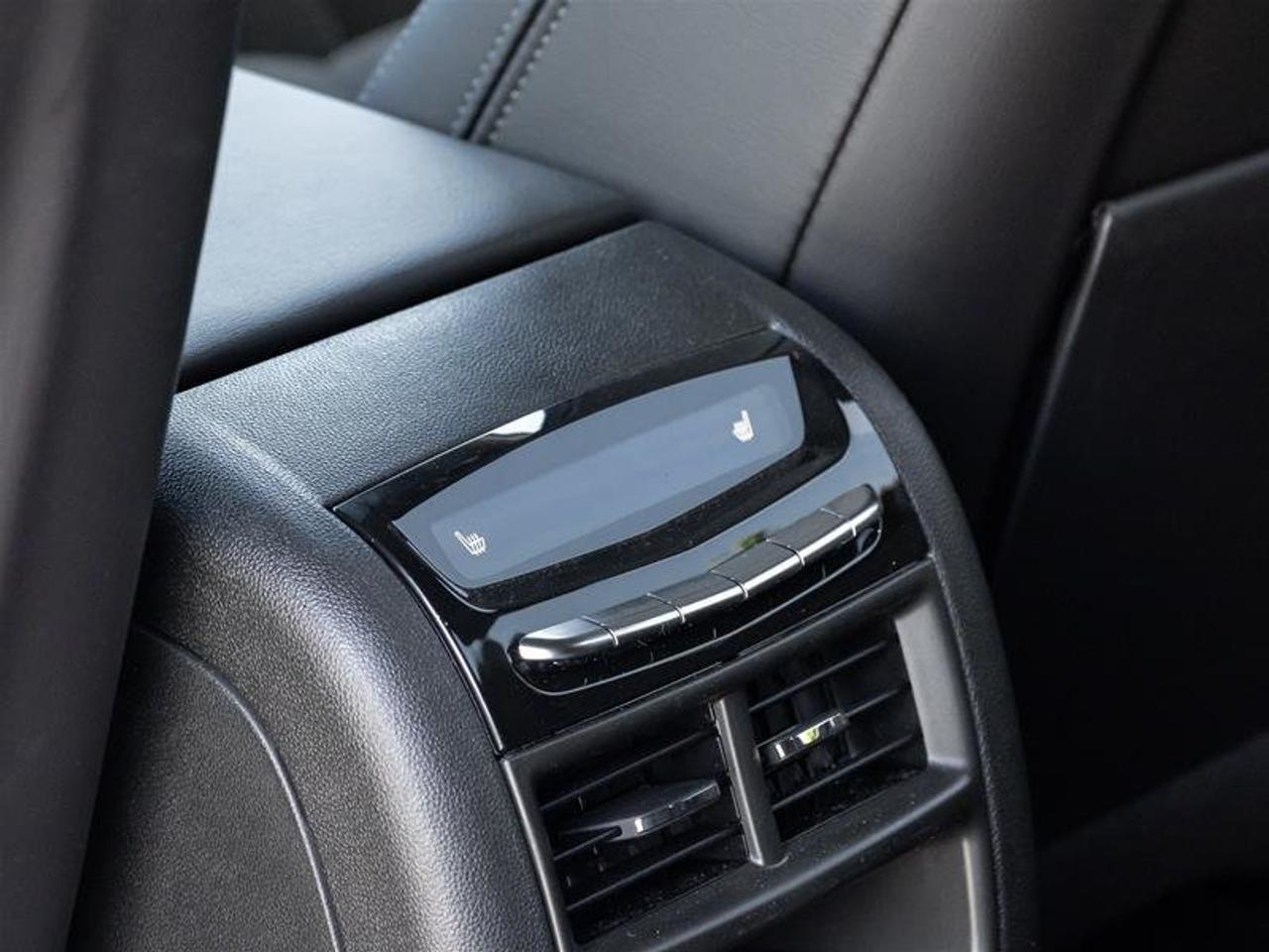 2026 Cadillac XT5 Sport Photo