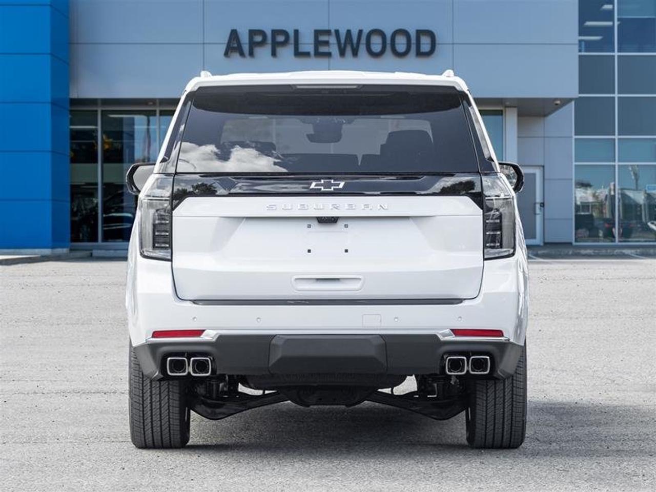 2026 Chevrolet Suburban High Country Photo