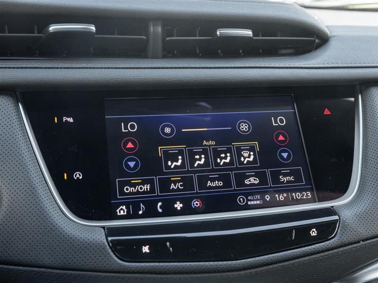 2026 Cadillac XT5 Luxury Photo