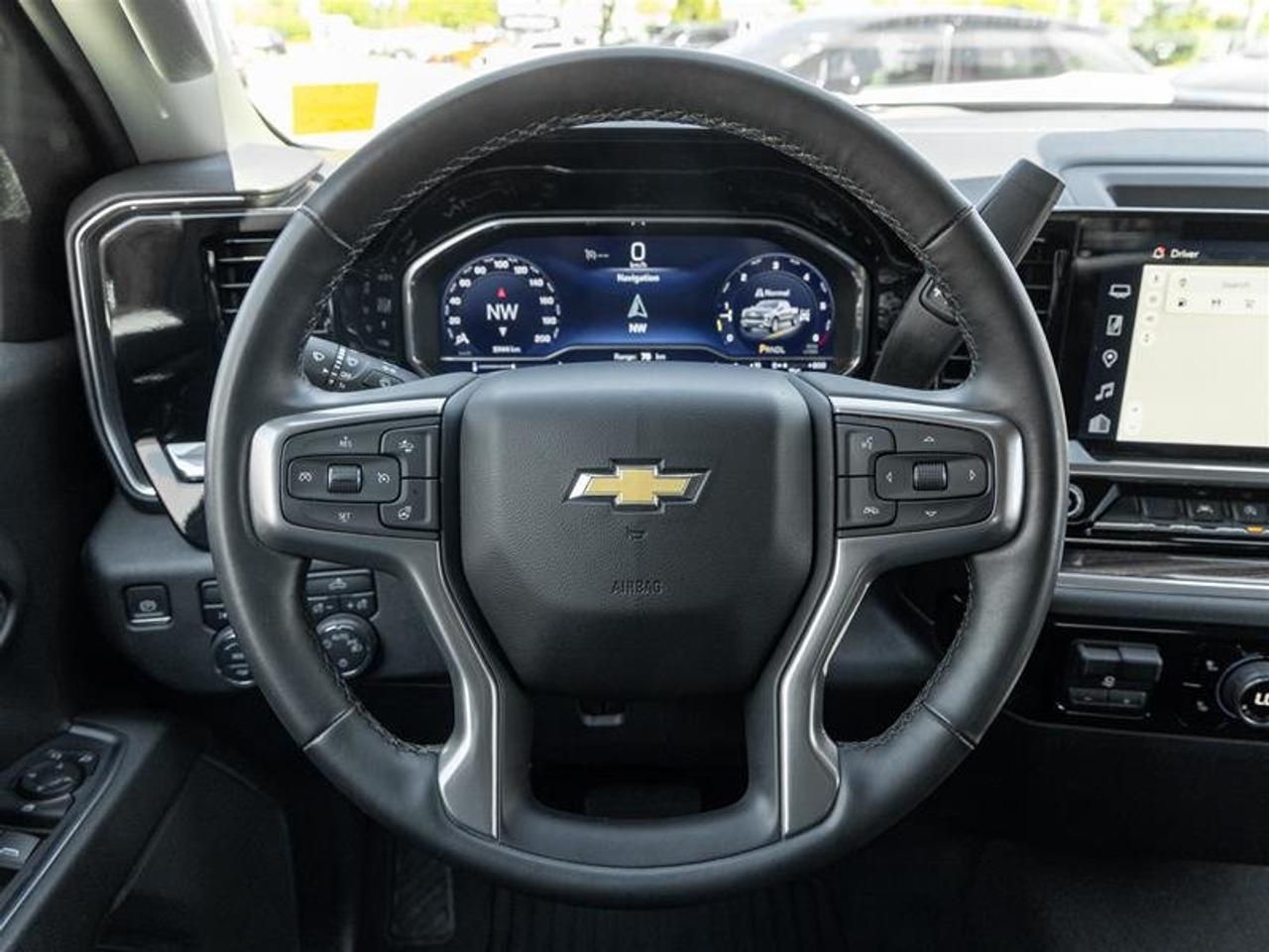 2023 Chevrolet Silverado 1500 Crew Cab 4x4 LT / Short Box Photo