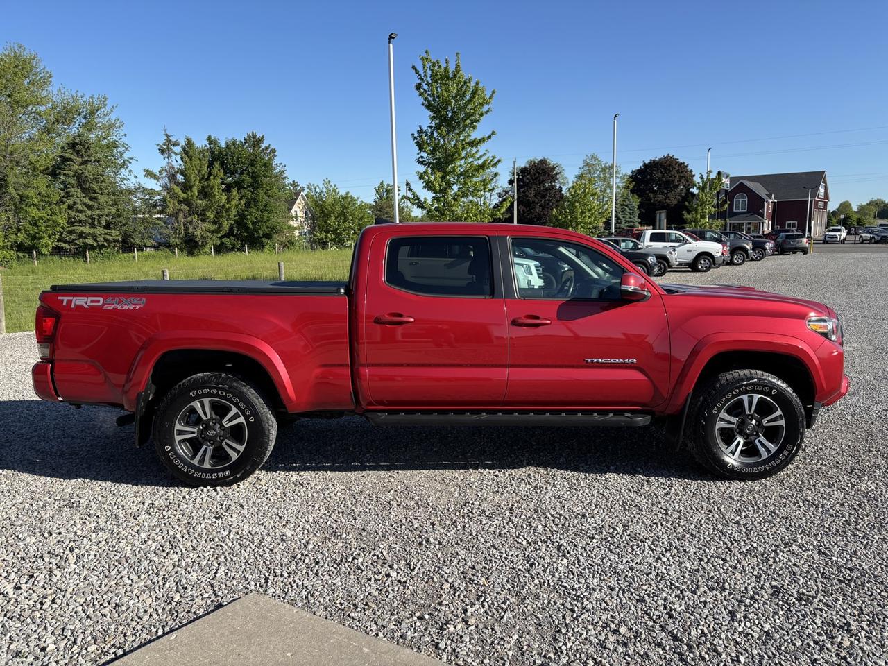 2017 Toyota Tacoma TRD Sport Photo