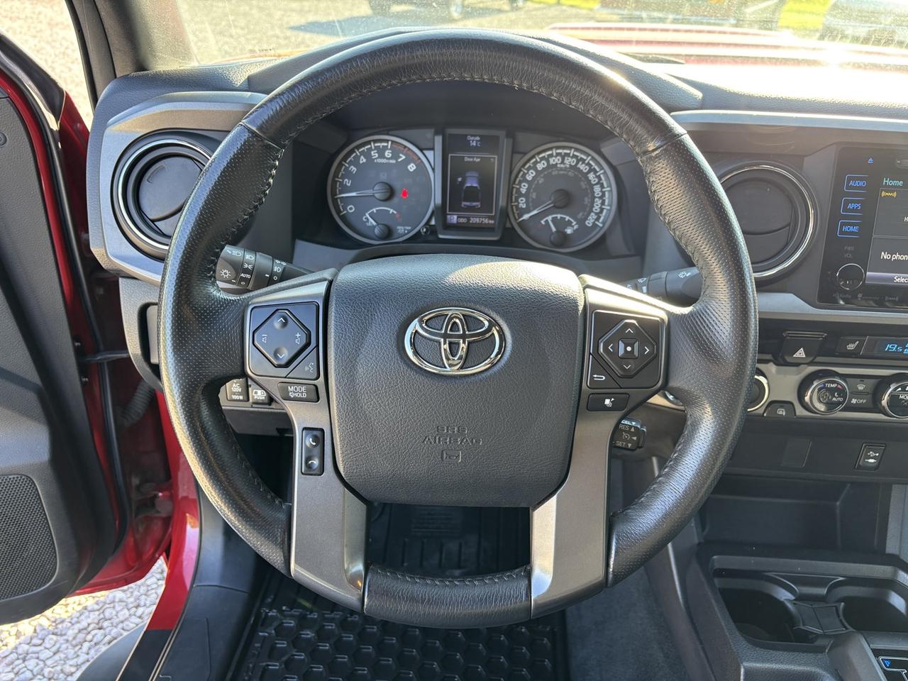 2017 Toyota Tacoma TRD Sport Photo