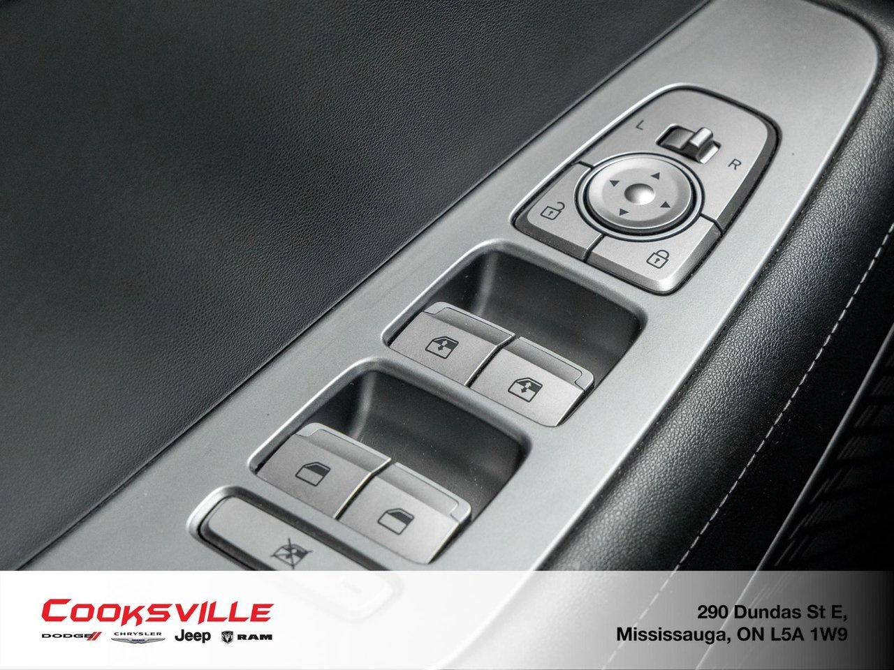2022 Hyundai PALISADE AWD Essential Photo