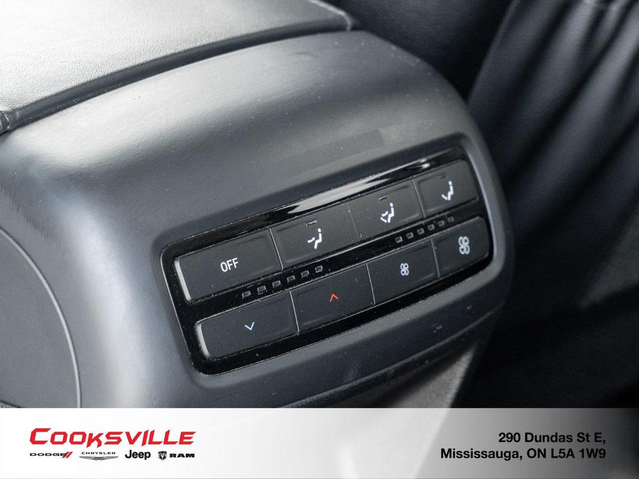 2022 Hyundai PALISADE AWD Essential Photo