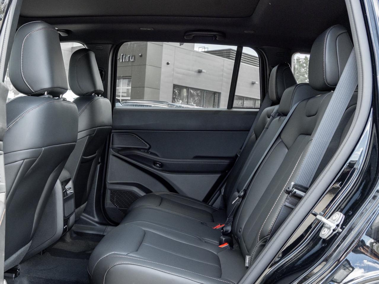2026 Jeep Cherokee Limited Photo