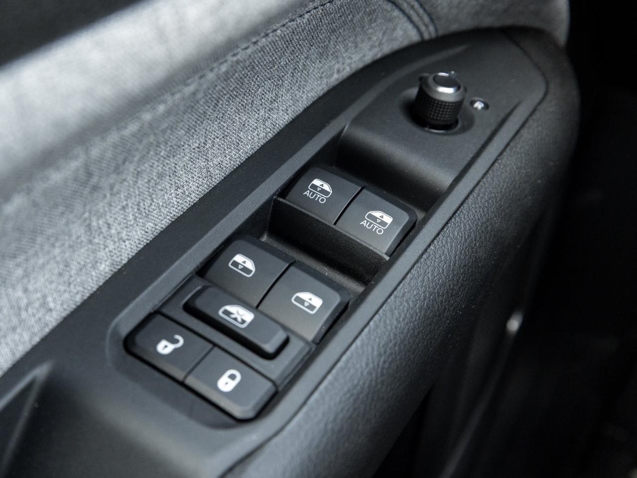 2026 Jeep Compass NORTH Photo