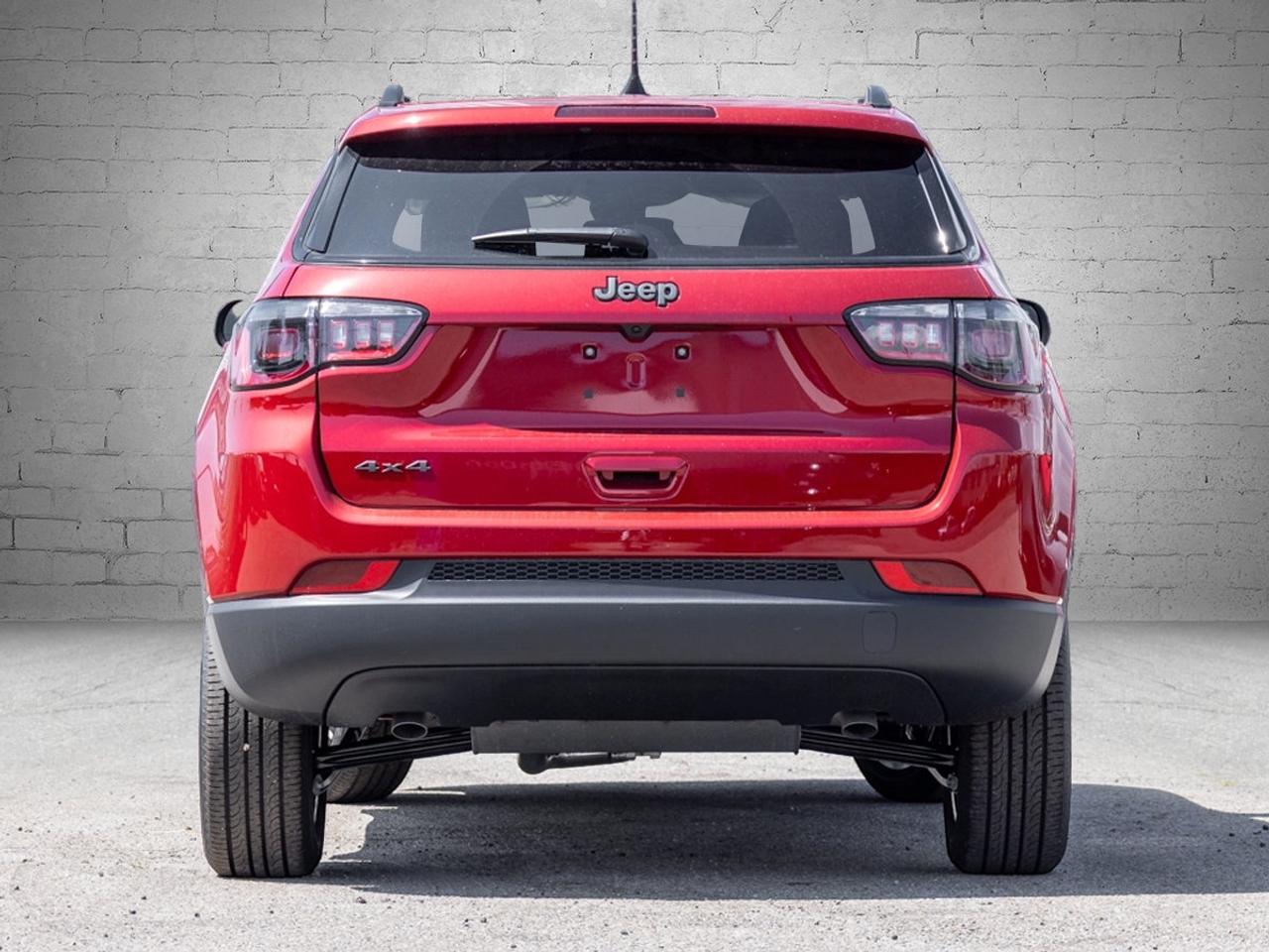 2026 Jeep Compass NORTH Photo