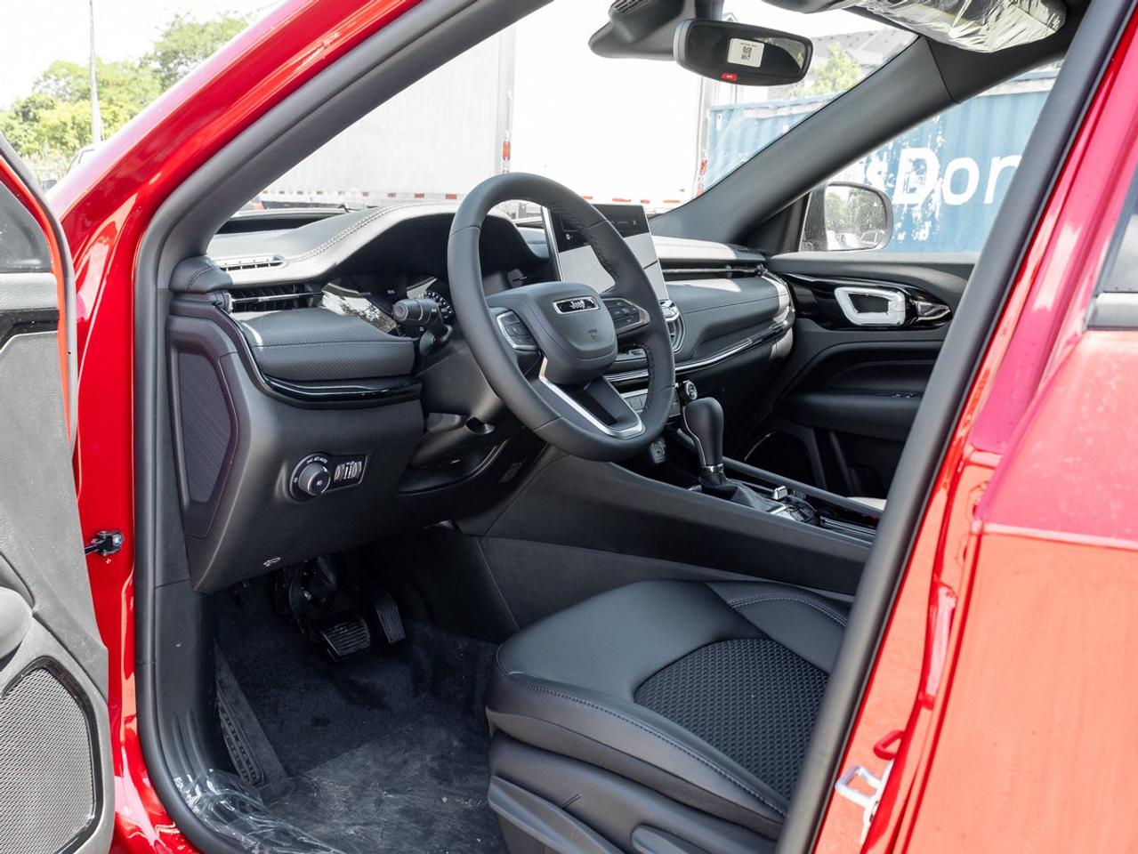 2026 Jeep Compass NORTH Photo
