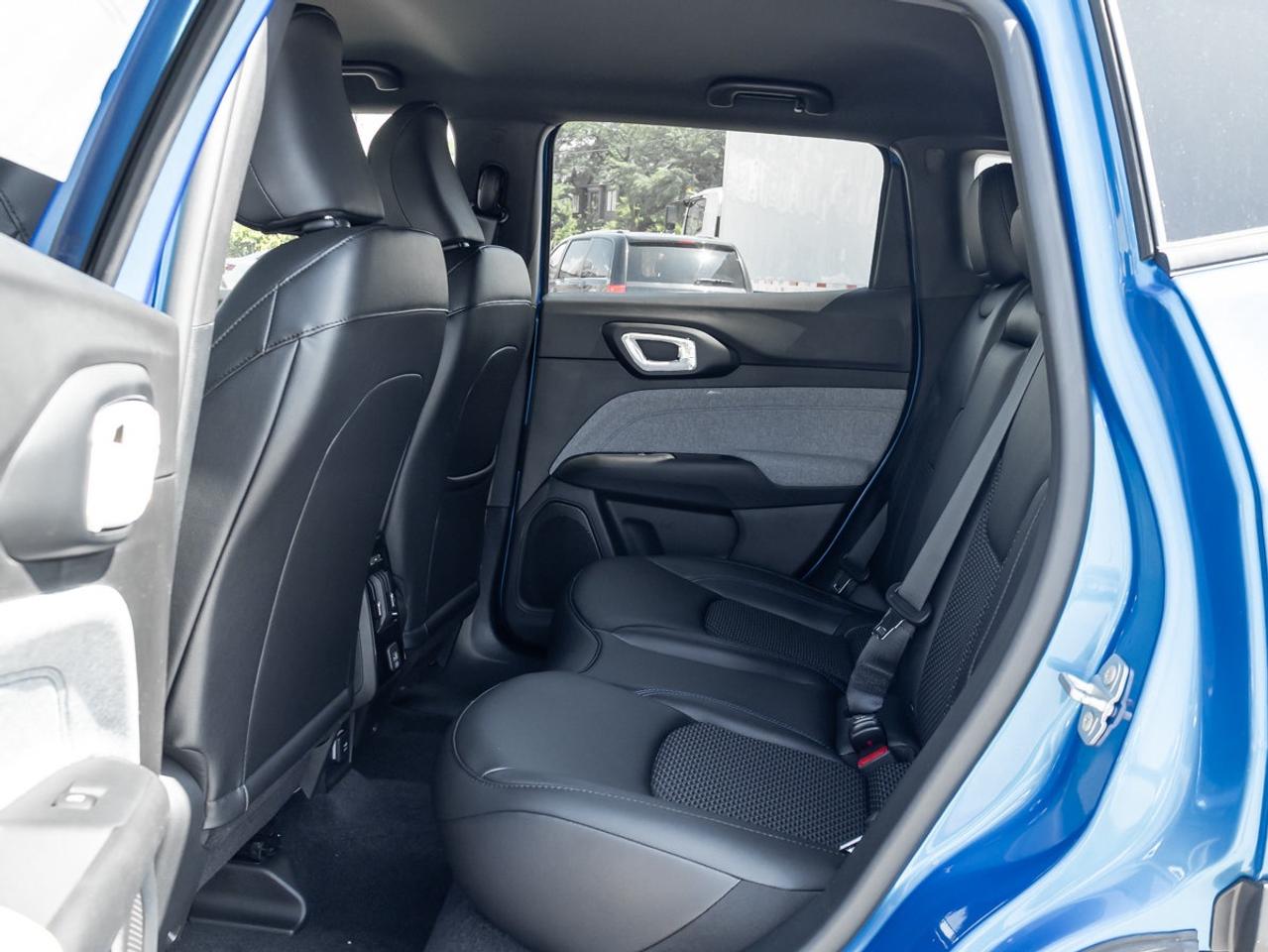 2026 Jeep Compass NORTH Photo