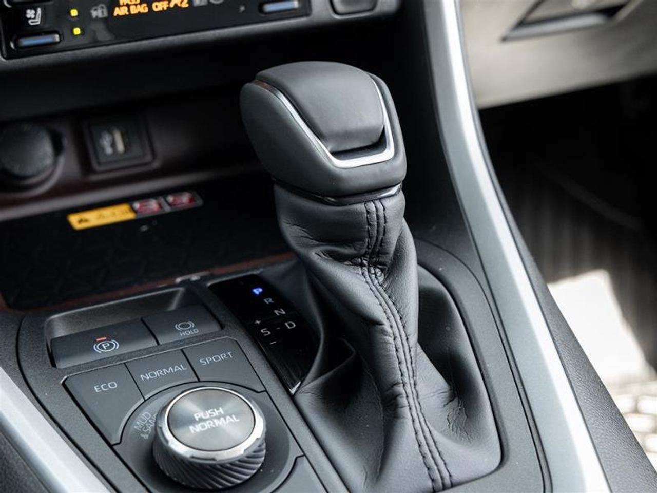 2025 Toyota RAV4 Limited AWD Sunroof | Backup Cam | Navi | Heated Seats | Wireless Charging | JBL Audio | Limited Photo