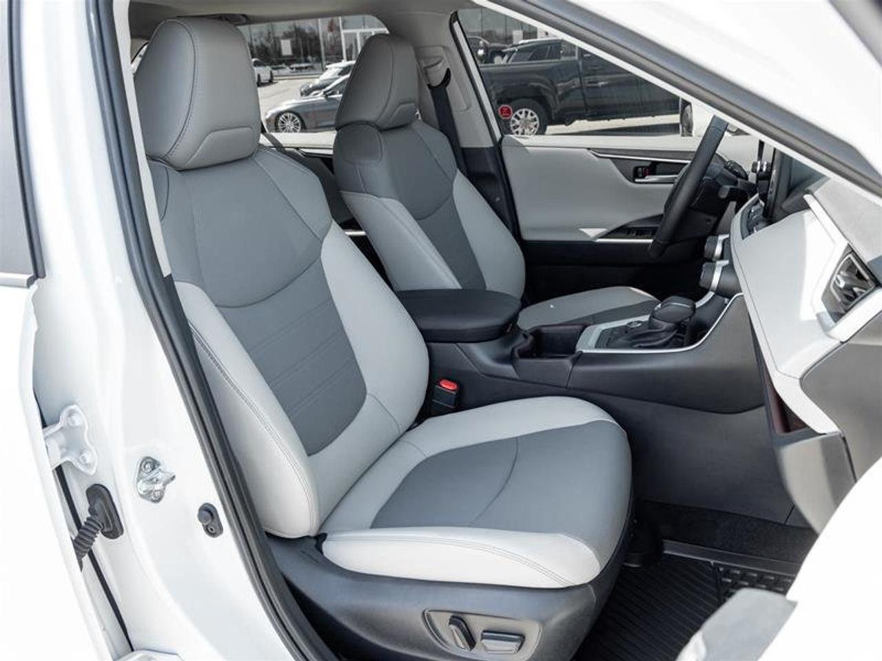 2025 Toyota RAV4 Limited AWD Sunroof | Backup Cam | Navi | Heated Seats | Wireless Charging | JBL Audio | Limited Photo