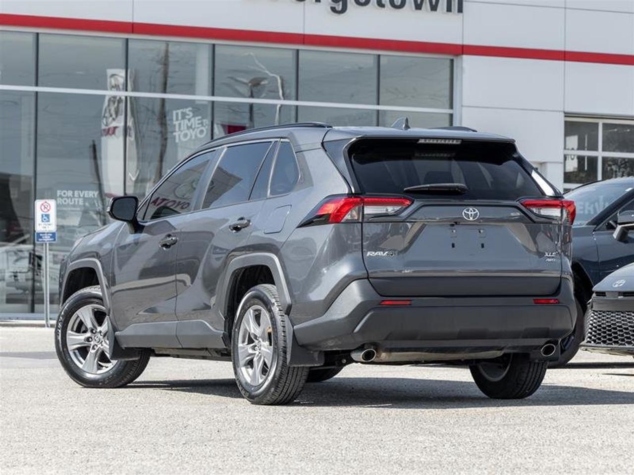 2024 Toyota RAV4 XLE AWD Sunroof | Backup Cam | Heated Seats | XLE Photo