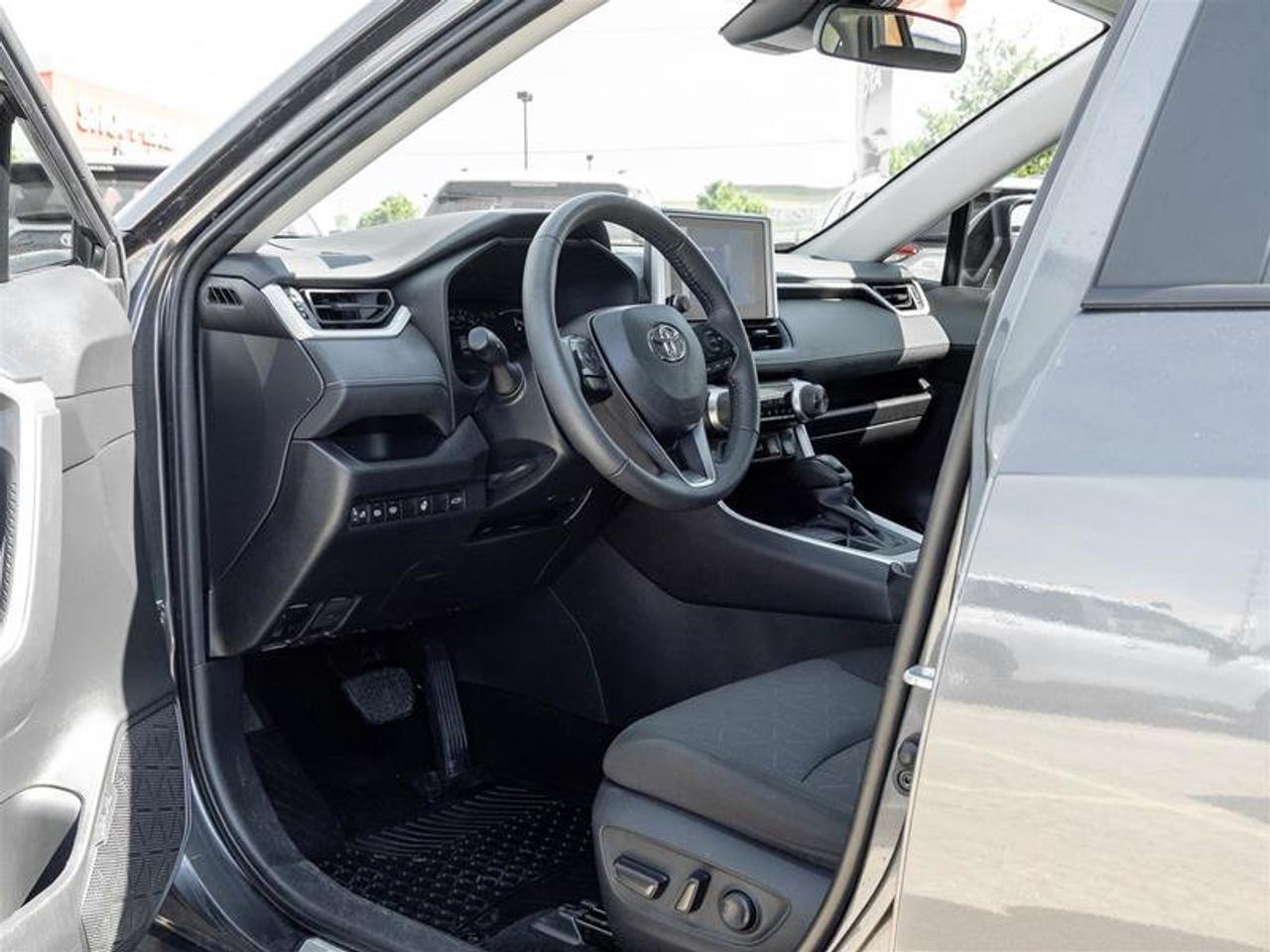 2024 Toyota RAV4 XLE AWD Sunroof | Backup Cam | Heated Seats | XLE Photo