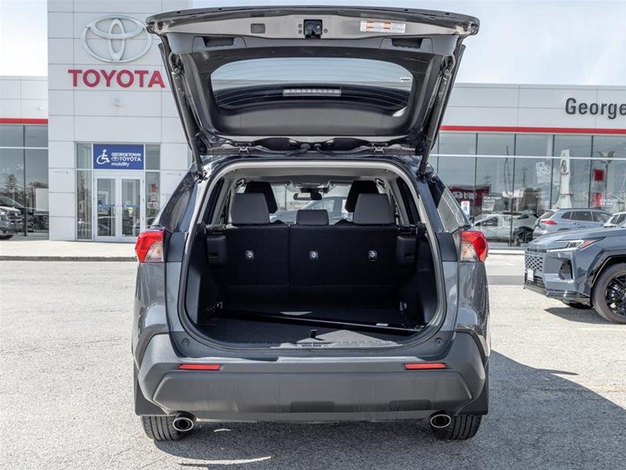 2024 Toyota RAV4 XLE AWD Sunroof | Backup Cam | Heated Seats | XLE Photo