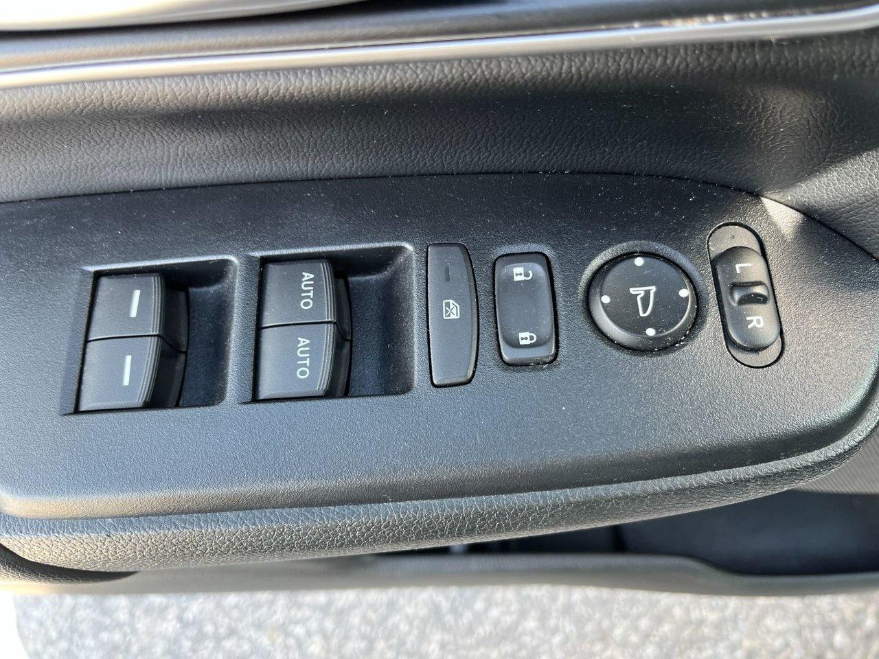2022 Honda CR-V Touring AWD Photo