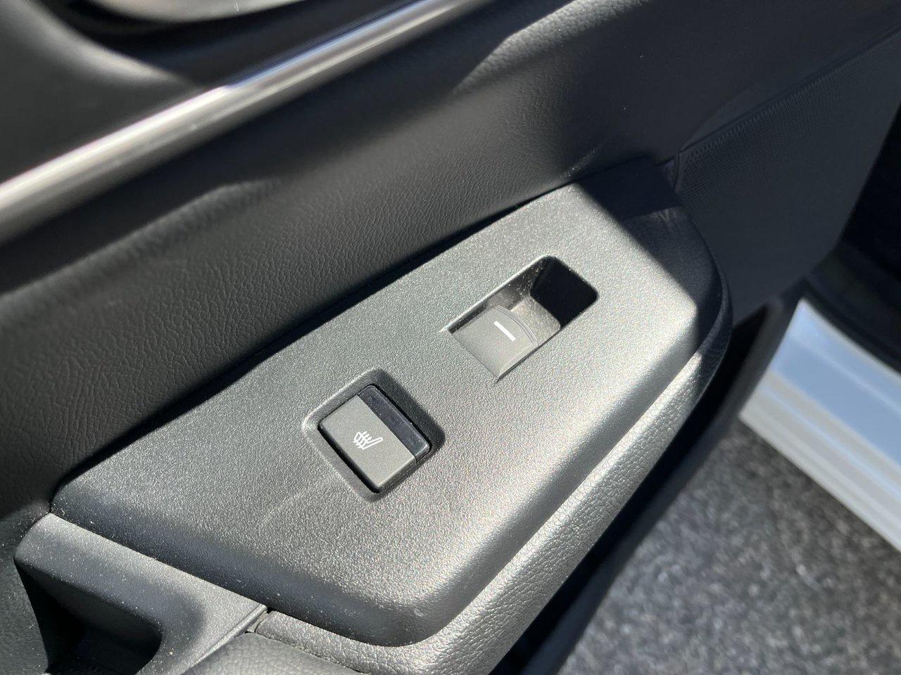 2022 Honda CR-V Touring AWD Photo