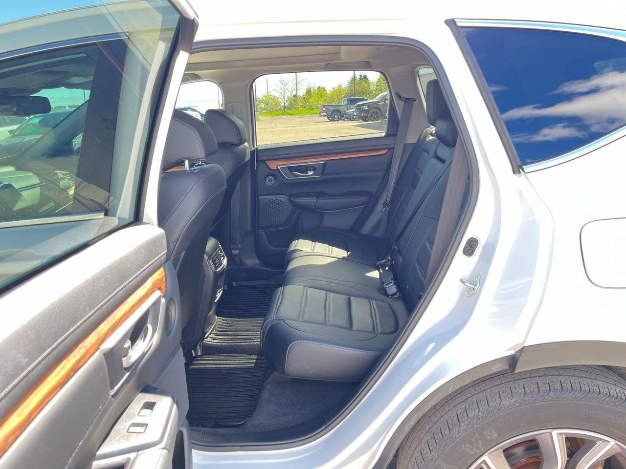 2022 Honda CR-V Touring AWD Photo