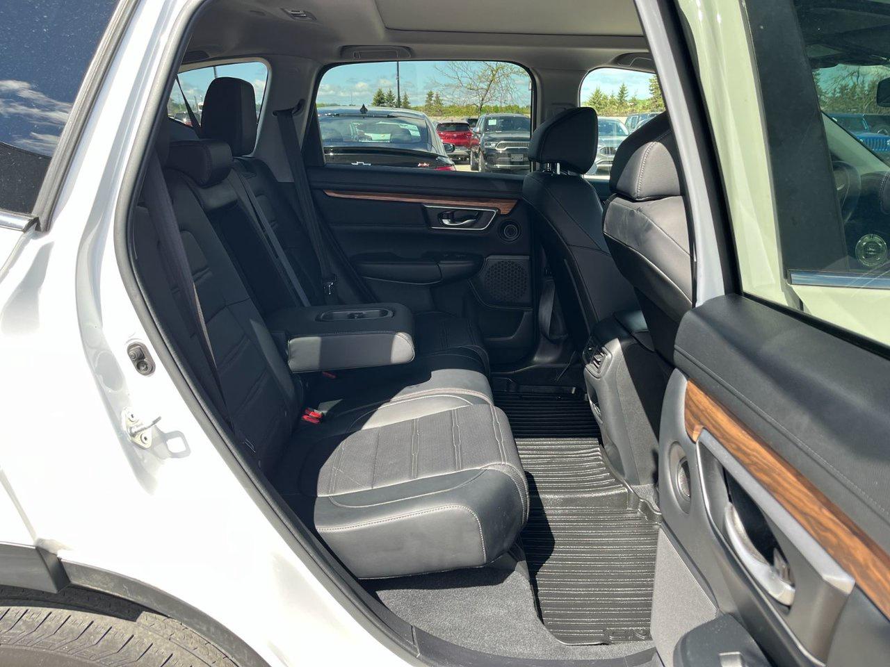 2022 Honda CR-V Touring AWD Photo