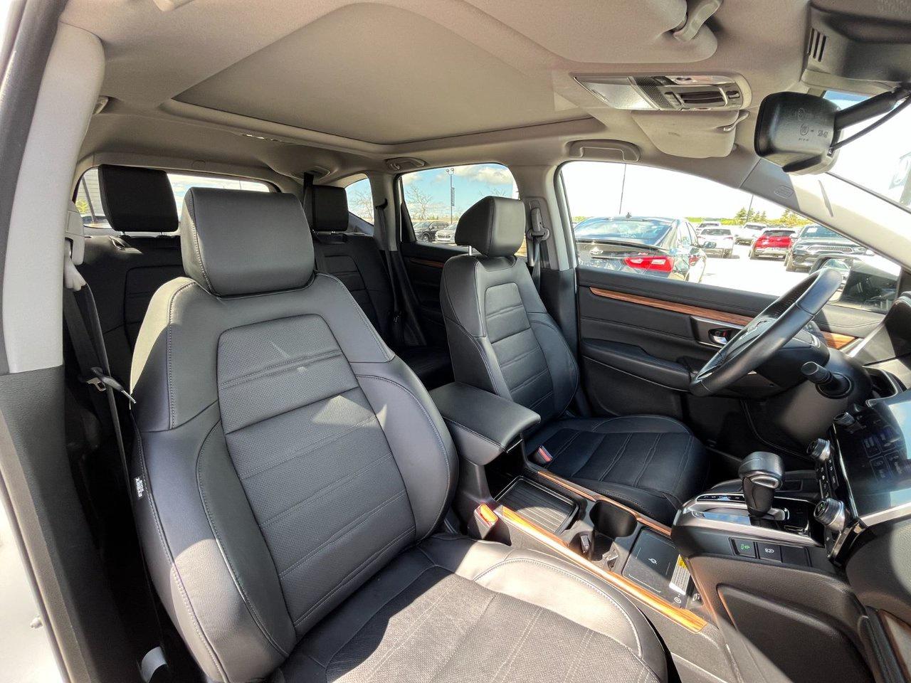 2022 Honda CR-V Touring AWD Photo